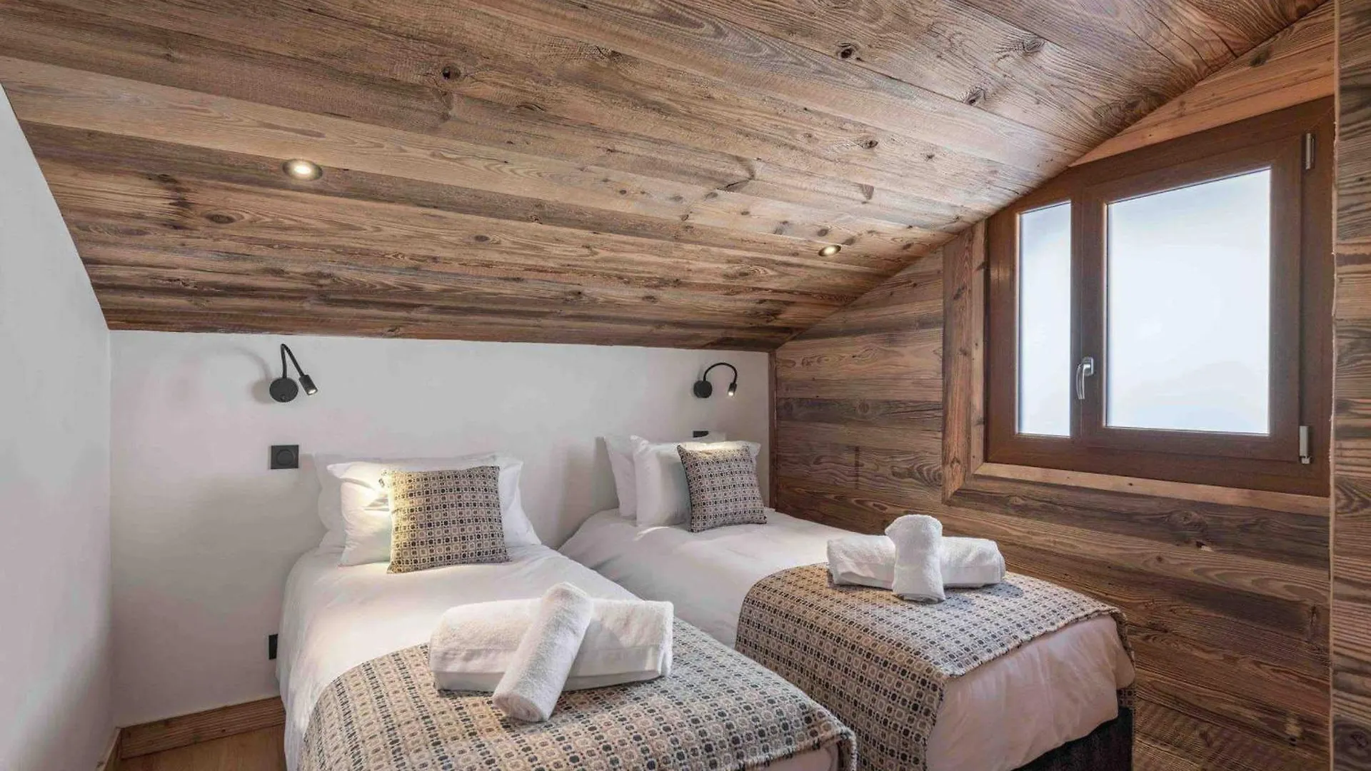 Chalet Pour 10 Avec Sauna Et Confort A Les Saisies - Fr-1-809-11 France